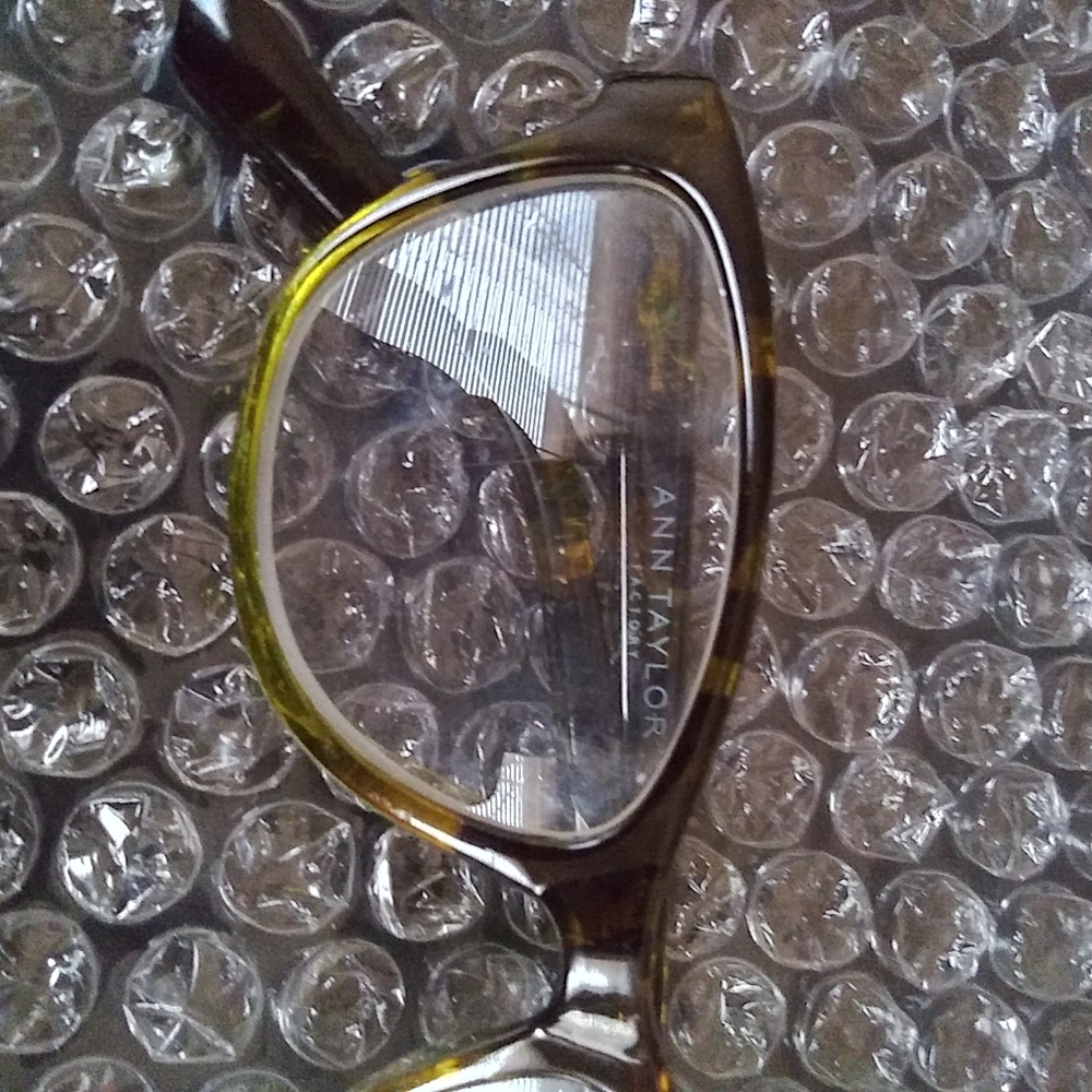 Ann taylor tortoise glasses frames - Picture 3 of 10